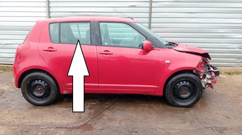 Szyba drzwiowa prawa tył duża SUZUKI SWIFT EZ HB 5D 05-08