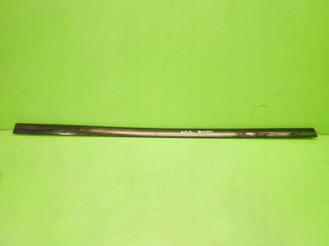 LISTWA DRZWIOWA LEWA PRZÓD Z20R OPEL VECTRA C 02- LISTWA DRZWIOWA LEWA PRZÓD Z20R OPEL VECTRA C 02-