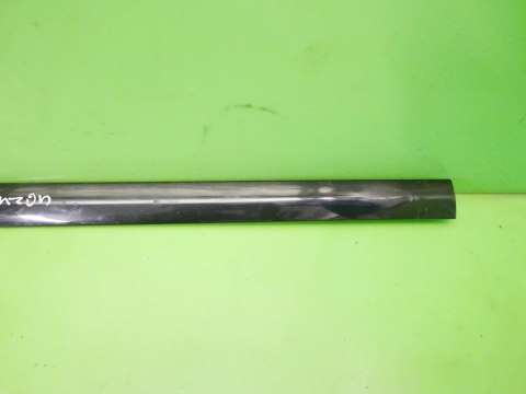 LISTWA DRZWIOWA LEWA PRZÓD Z20R OPEL VECTRA C 02- LISTWA DRZWIOWA LEWA PRZÓD Z20R OPEL VECTRA C 02-