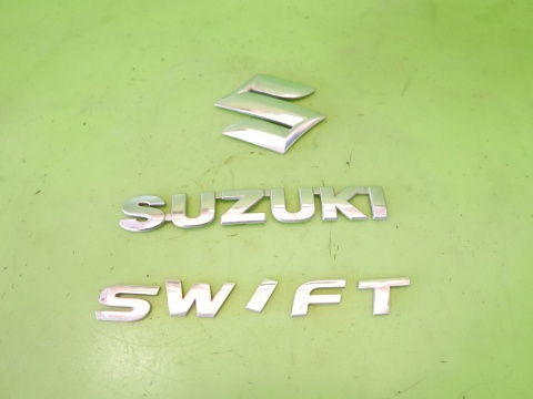 Logo znaczek emblemat tył napis S SUZUKI SWIFT EZ 05-08