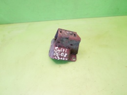 Łapa wspornik mocowanie SUZUKI SWIFT EZ 1.3 05-08