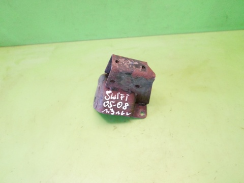 Łapa wspornik mocowanie SUZUKI SWIFT EZ 1.3 05-08