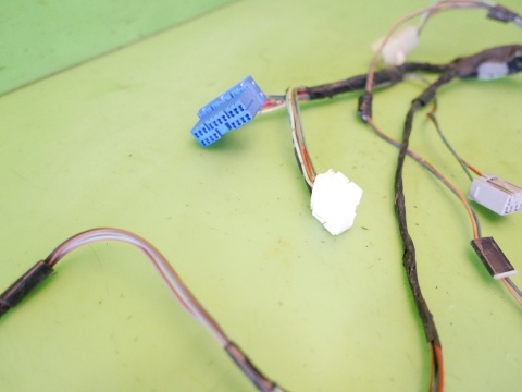 Instalacja wiązka drzwi lewa przód 36756-62JC0 SUZUKI SWIFT EZ 5D 05-08