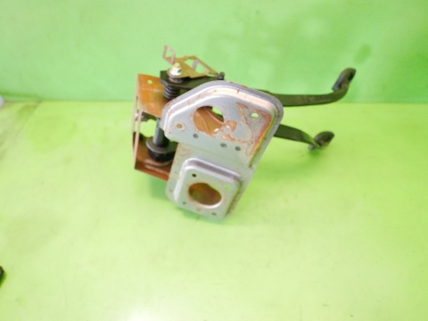 Pedały hamulca sprzęgła 4960062J51000 SUZUKI SWIFT EZ 1.3 16V 05-08