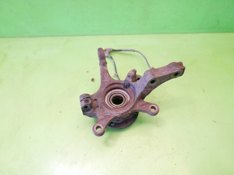 Zwrotnica piasta lewa przód SUZUKI SWIFT EZ 1.3 16V 05-08