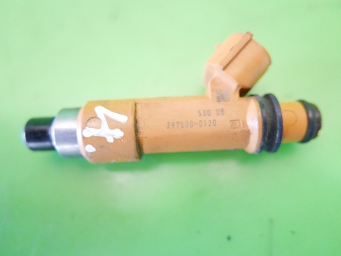 Wtrysk wtryskiwacz 297500-0120 Denso SUZUKI SWIFT EZ 1.3 05-08