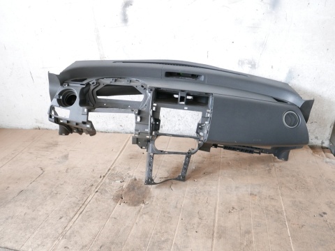 Deska rozdzielcza + poduszka airbag pasażera SUZUKI SWIFT EZ 05-08