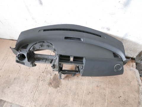 Deska rozdzielcza + poduszka airbag pasażera SUZUKI SWIFT EZ 05-08