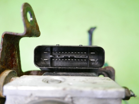 Pompa abs 06.2102-0385.4 06.2109-0568.3 SUZUKI SWIFT EZ 1.3 05-08