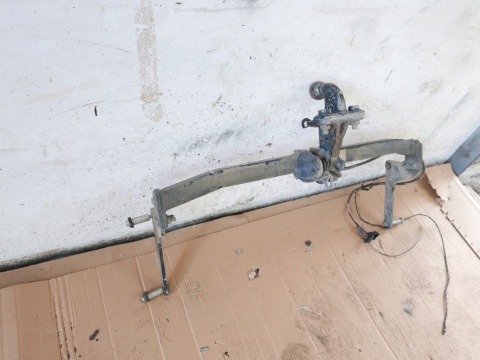 Hak holowniczy 511608803R DACIA DUSTER I HS 10-13