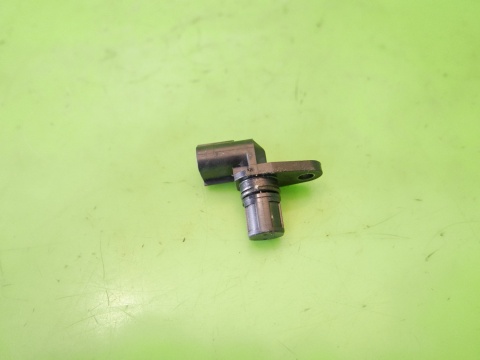 Czujnik położenia wałka rozrządu 33220-76G11 SUZUKI SWIFT EZ 1.3 16V 05-08