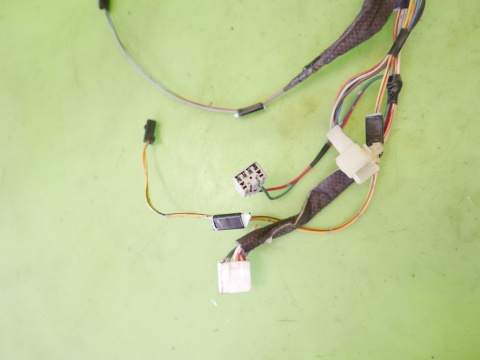 Instalacja wiązka drzwi prawa przód 36757-62JC0 SUZUKI SWIFT EZ 5D 05-08