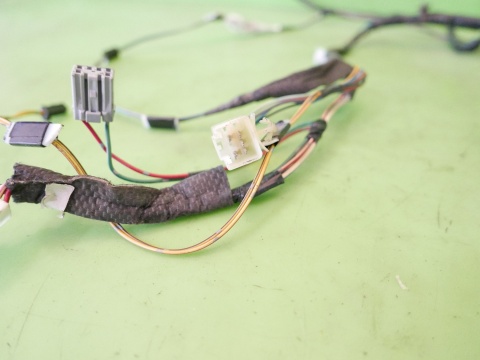 Instalacja wiązka drzwi prawa przód 36757-62JC0 SUZUKI SWIFT EZ 5D 05-08