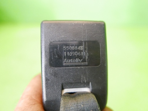 Zatrzask zapięcie pasa środek tył 5508843 DACIA DUSTER I HS 10-13