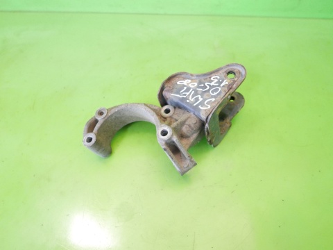 Łapa wspornik mocowanie SUZUKI SWIFT EZ 1.3 05-08