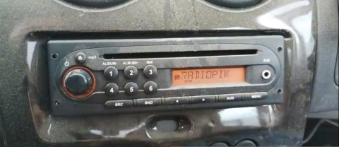 Radio odtwarzacz cd MP3 oryginalne + kod 7648052592 DACIA DUSTER I HS 10-13