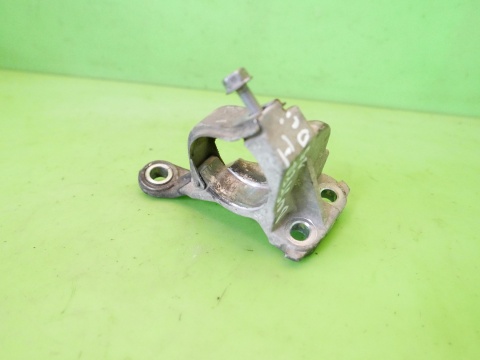 Łapa podpora półosi prawa 397744935R DACIA DUSTER I HS 1.5 DCI 10-13
