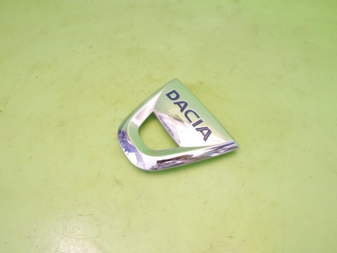 Logo znaczek emblemat tył 908894079R DACIA DUSTER I HS 10-13