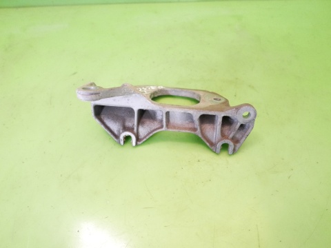 Łapa skrzyni biegów 8200805803 DACIA DUSTER I HS 1.5 DCI 10-13