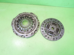 Tarcza + docisk sprzęgła 8200527569 8200335084 DACIA DUSTER I HS 1.5 DCI 10-13