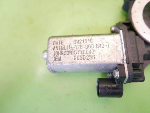Silniczek szyby prawy przód 5YY0043 9030256 DACIA DUSTER I HS 10-13