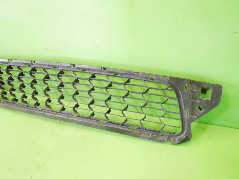 Kratka atrapa zderzaka środek przód 622540347R DACIA DUSTER I HS 10-13