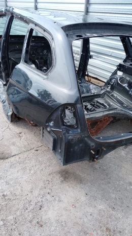 Błotnik lewy tył tylny poszycie 475/9 BMW E91 325d KOMBI 04-08