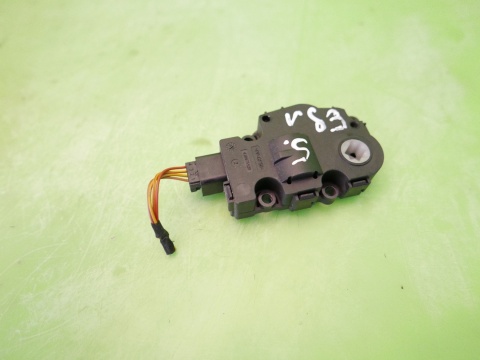 Silniczek sterowania nawiewem CZ113930-0711 BMW E91 325d 3.0 D KOMBI 04-08