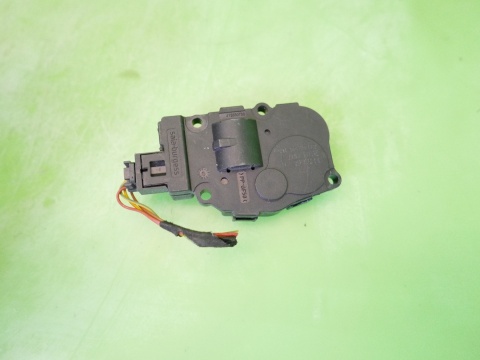 Silniczek sterowania nawiewem CZ113930-0711 BMW E91 325d 3.0 D KOMBI 04-08