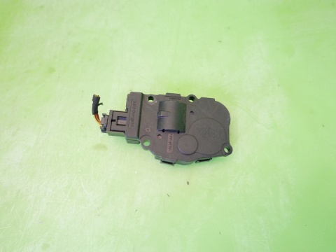 Silniczek sterowania nawiewem CZ113930-0711 BMW E91 325d 3.0 D KOMBI 04-08