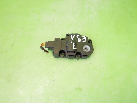 Silniczek sterowania nawiewem CZ113930-0711 BMW E91 325d 3.0 D KOMBI 04-08