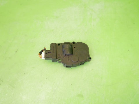 Silniczek sterowania nawiewem CZ113930-0711 BMW E91 325d 3.0 D KOMBI 04-08
