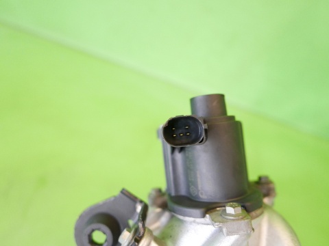 Zawór egr chłodniczka spalin 8200561269C DACIA DUSTER HS 1.5 DCI