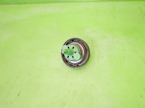 Korek wlewu paliwa diesel BMW E91 325d 3.0 D KOMBI 04-08