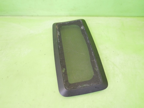 Osłona maskownica kratka głośnika podsufitki 6951990 BMW E91 325d 04-