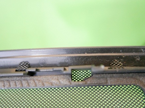 Osłona maskownica kratka głośnika podsufitki 6951990 BMW E91 325d 04-