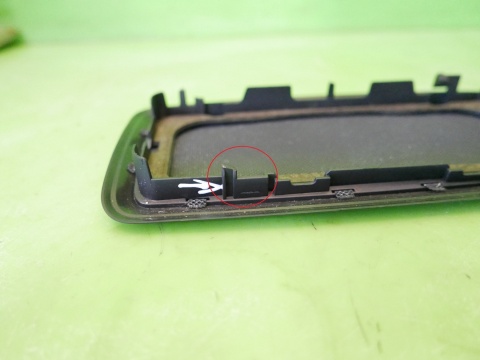 Osłona maskownica kratka głośnika podsufitki 6951990 BMW E91 325d 04-