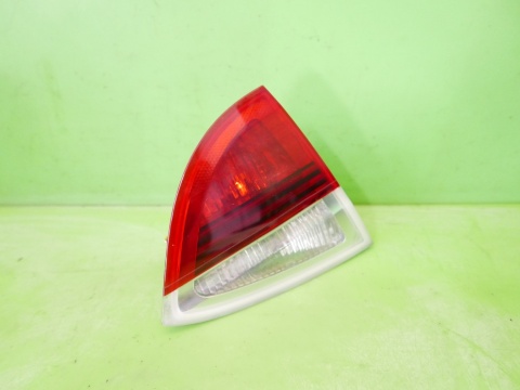 Lampa lewa tył w klapę 7160063 BMW E91 325d KOMBI 04-08