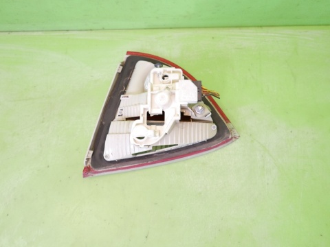 Lampa lewa tył w klapę 7160063 BMW E91 325d KOMBI 04-08