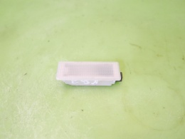 Lampka oświetlenie wnętrza kabiny 6972605 hella BMW E91 325d 04-08