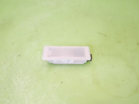 Lampka oświetlenie wnętrza kabiny 6972605 hella BMW E91 325d 04-08