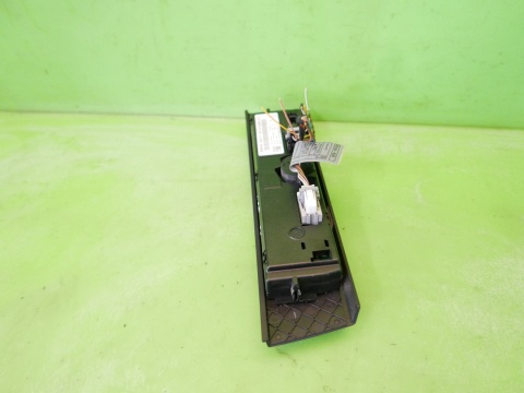 Panel nawiewu sterowania nawiewem 64.11-9147299-01 BMW E91 325d 04-08