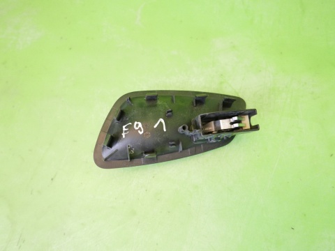 Klamka wewnętrzna lewa przód 7144545 BMW E91 325d 04-08