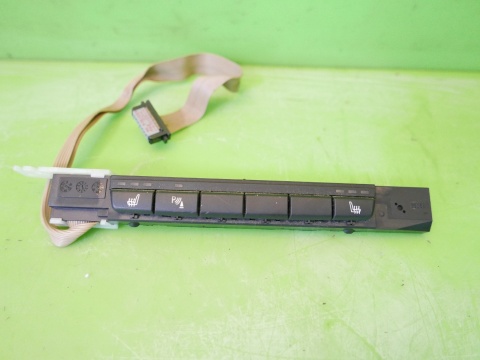 Przełącznik grzania foteli pdc off 61.31-6962591-05 BMW E91 325d 04-08