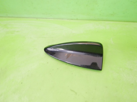 Obudowa osłona anteny płetwa rekin 018636 475/9 BMW E91 325d KOMBI 04-08