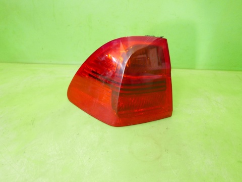 Lampa lewa tył w błotnik 7160061 BMW E91 325d KOMBI 04-08