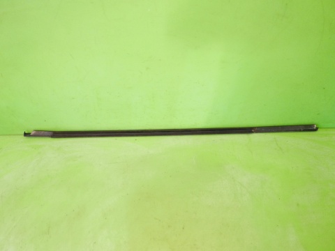 Listwa zgarniająca prawa przód BMW E91 325d KOMBI 04-08