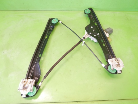 Mechanizm podnośnik szyby lewy przód 6pin BMW E91 325d 04-08