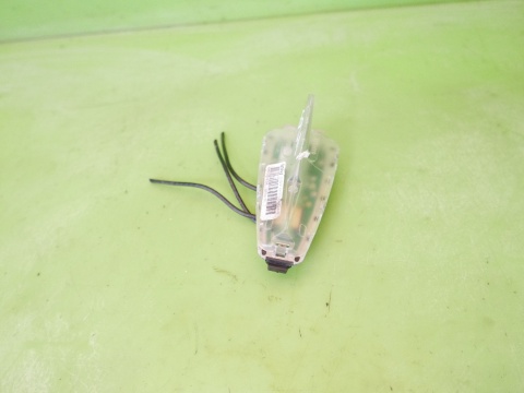 Antena dachowa płetwa rekin 6950704-04 gps/2xtel BMW E91 325d KOMBI 04-08