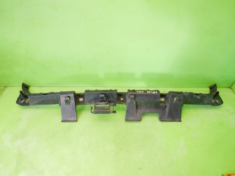 Ślizg zderzaka środek tył 51.12-7127720 BMW E91 325d KOMBI 04-08